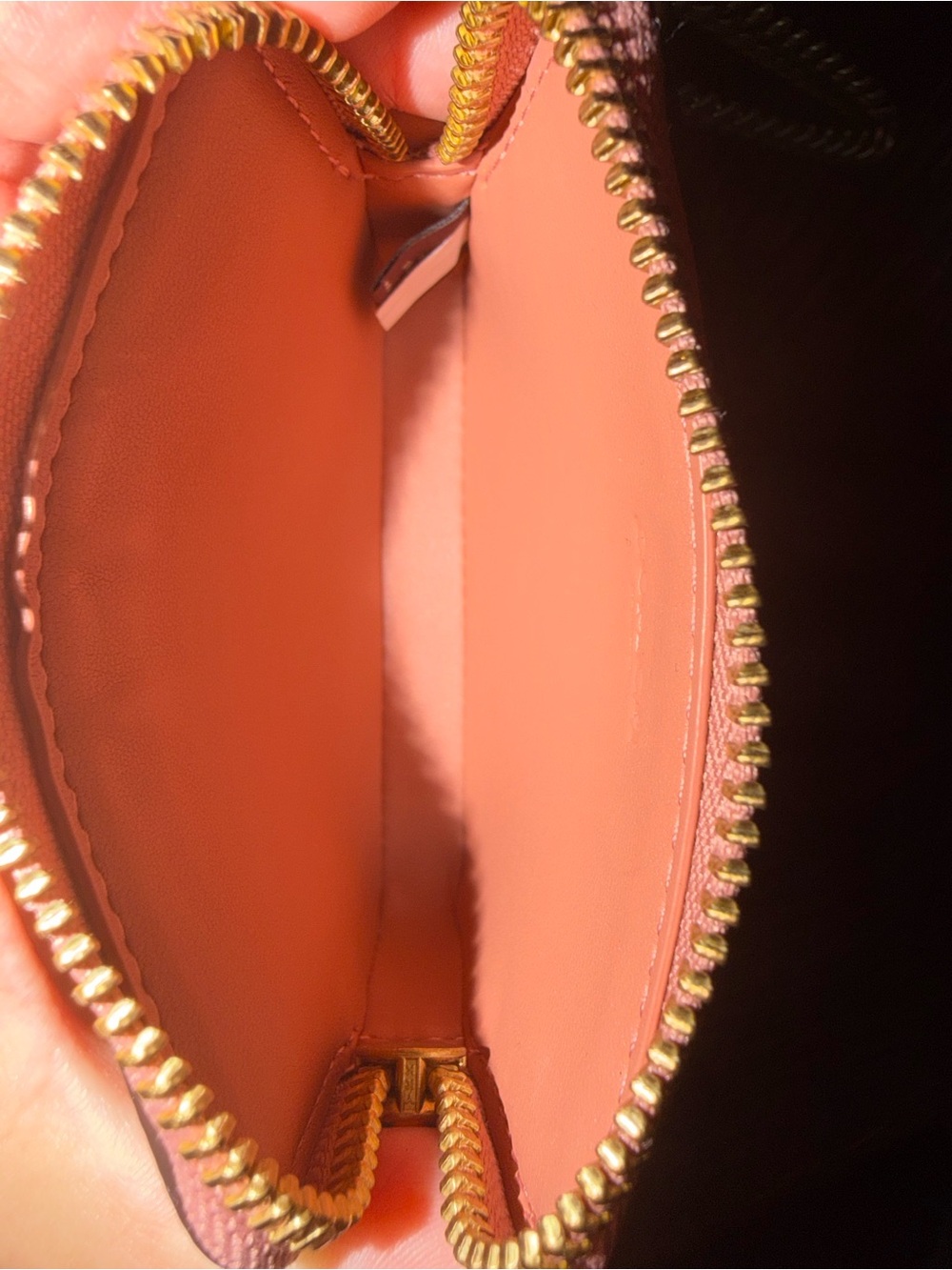 Coach Pink Leather Card Case with Gold Chain and 'C' Logo - Picture 3 of 3